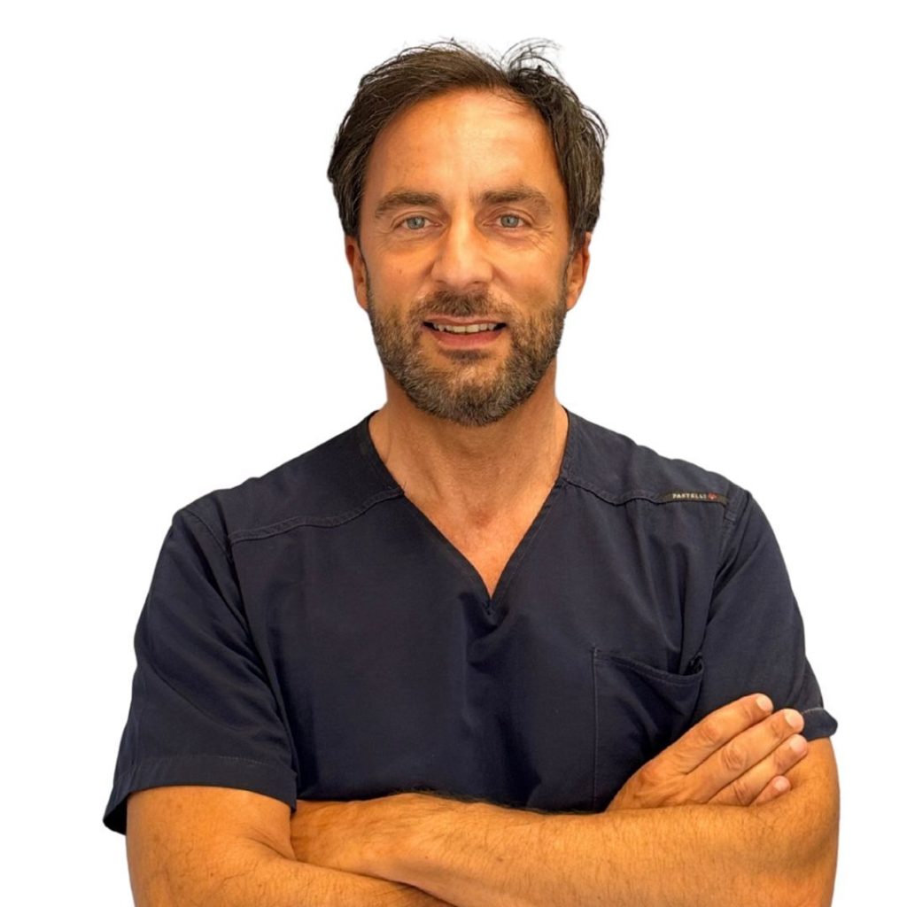 Home 31 Dott. Marco Baldanzi - Direttore Sanitario Chirurgo implantologo